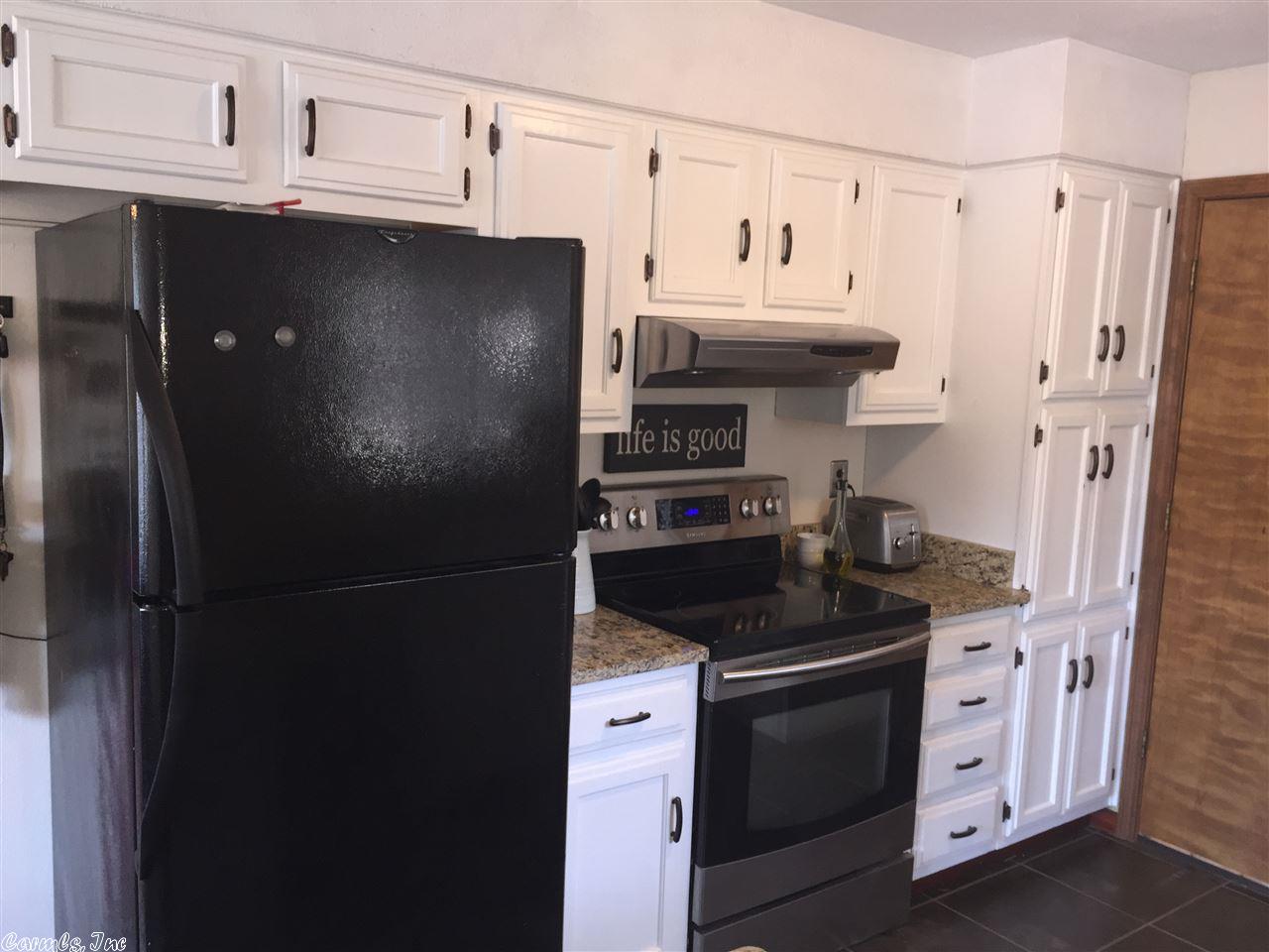 123 Whitewood Dr., Sherwood, AR 72120