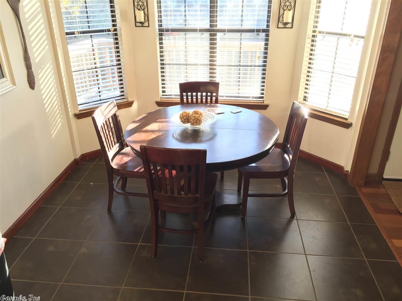 123 Whitewood Dr., Sherwood, AR 72120
