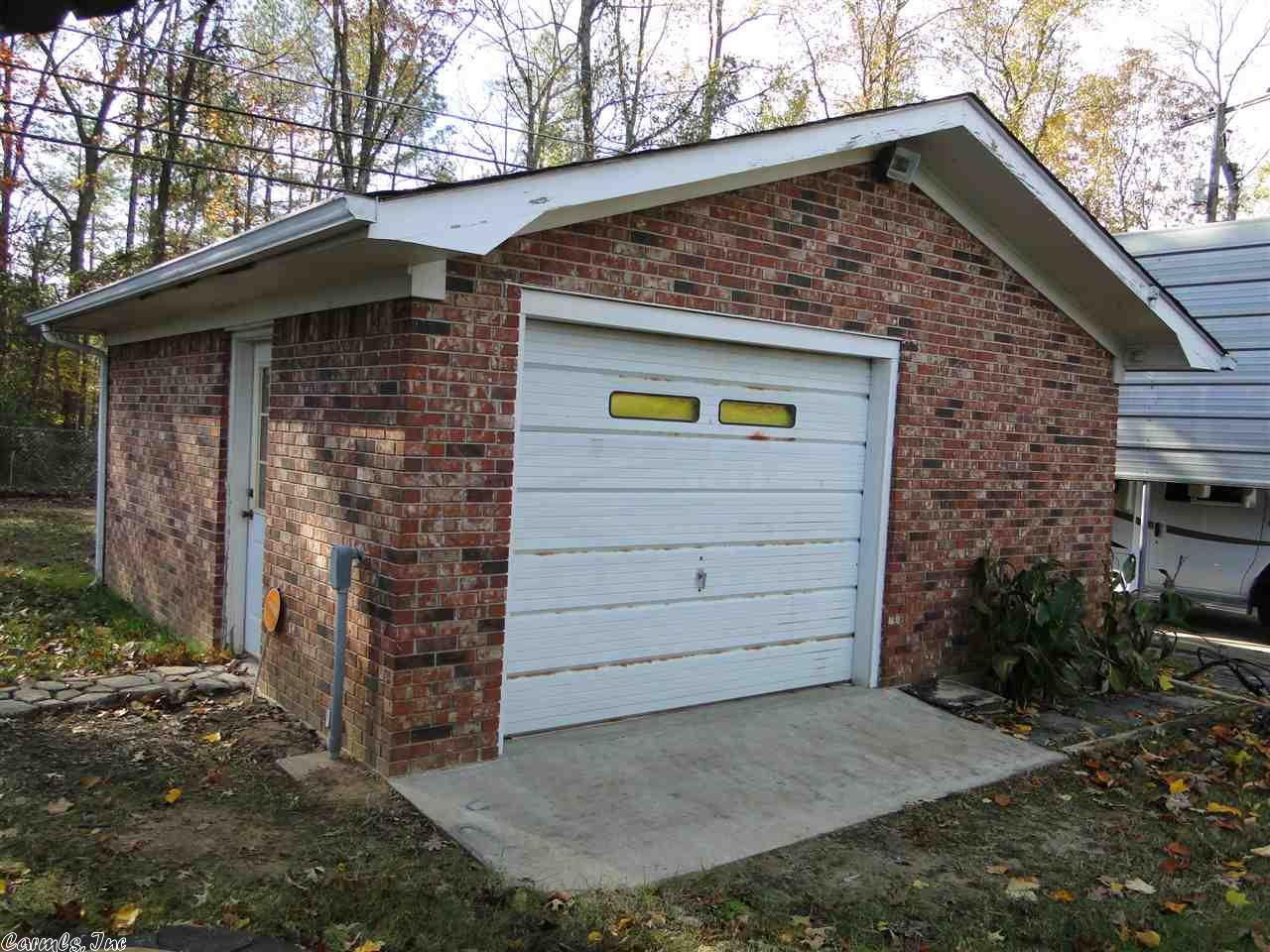 221 Indianhead Drive, Sherwood, AR 72120