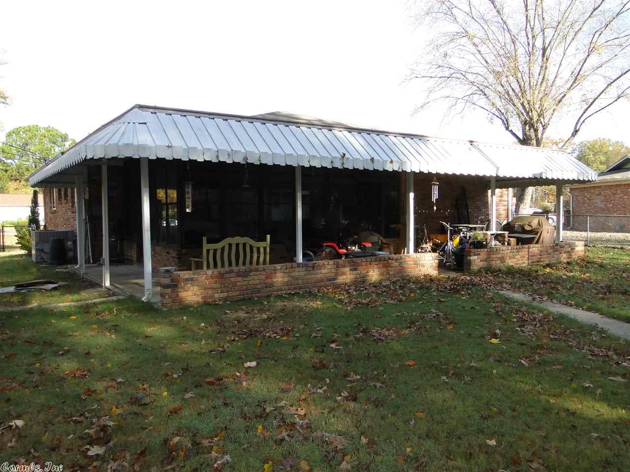 221 Indianhead Drive, Sherwood, AR 72120