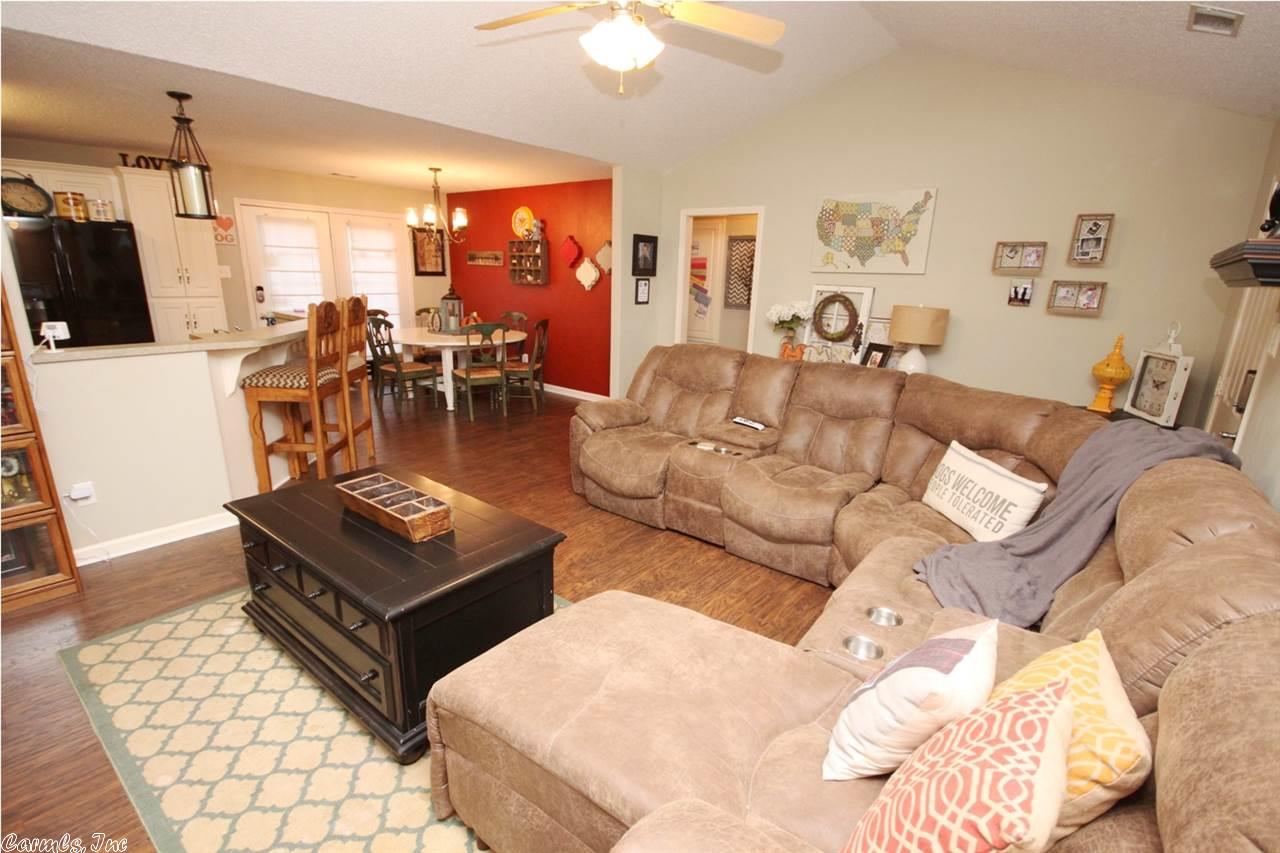 86 Cinnamon, Sherwood, AR 72120
