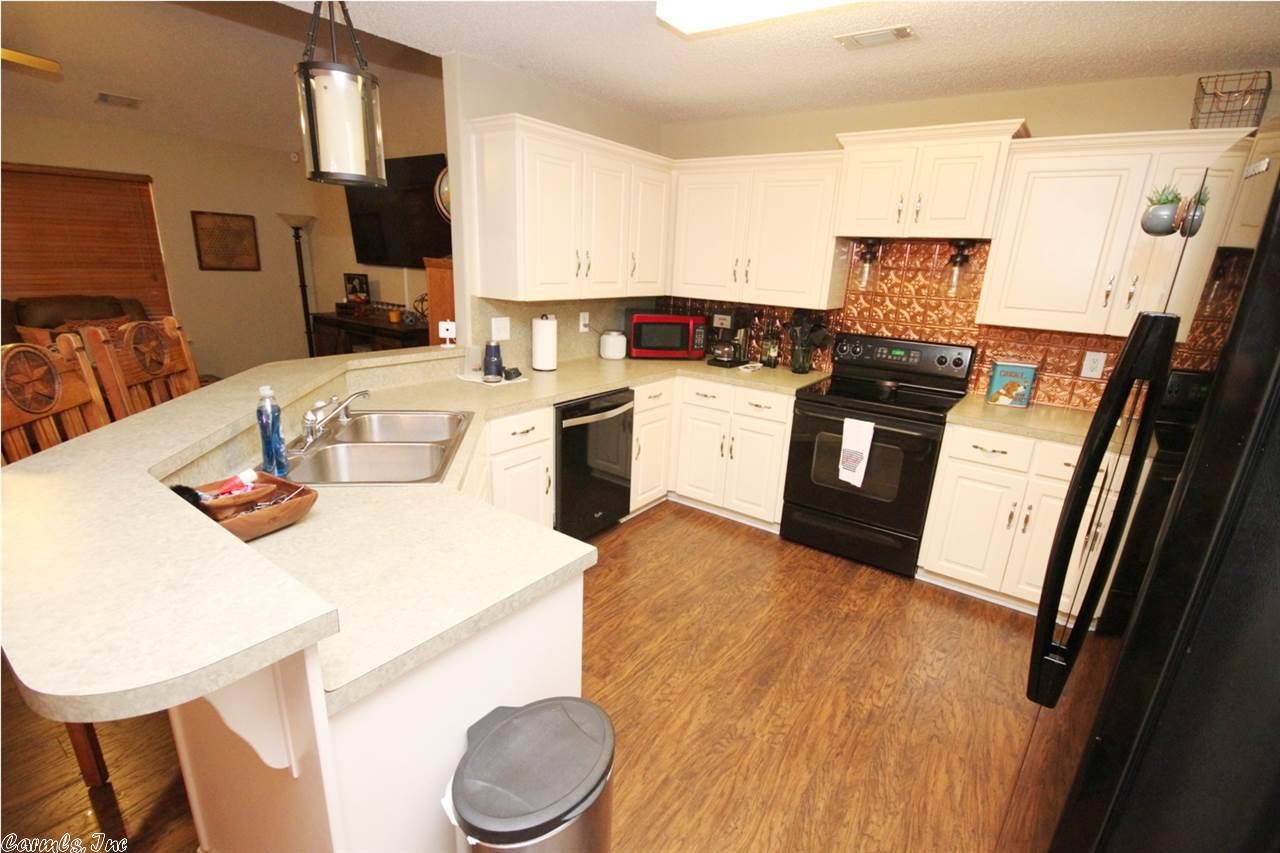 86 Cinnamon, Sherwood, AR 72120