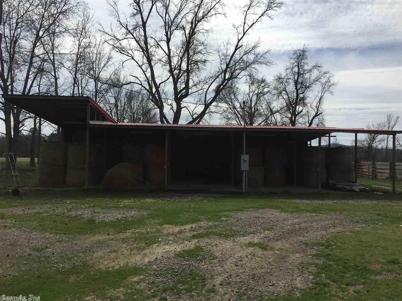 Perry, AR 72125