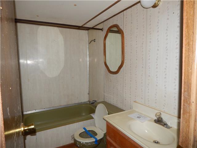 559 Van Buren DrQuitman, AR, 72131Cleburne County