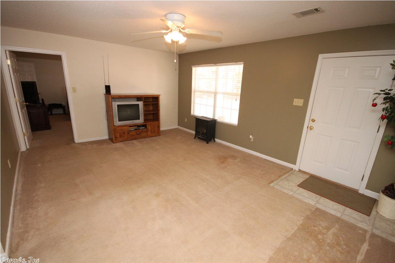 18500 Newton Road, Roland, AR 72135