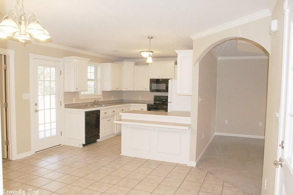 2 Gin Creek, Searcy, AR 72143