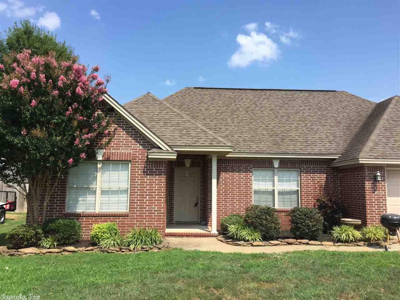 Searcy, AR 72143