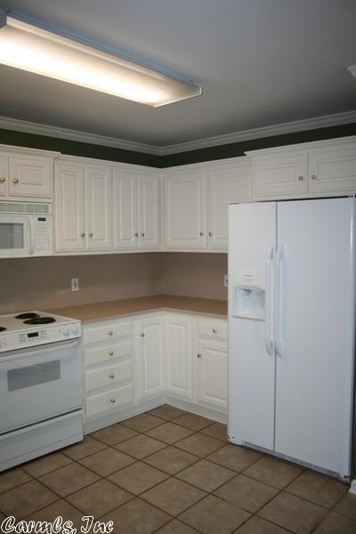2302 Orleans Place, Searcy, AR 72143