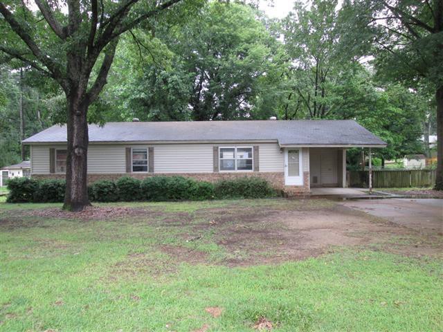 1004 N Holly StSearcy, AR, 72143White County