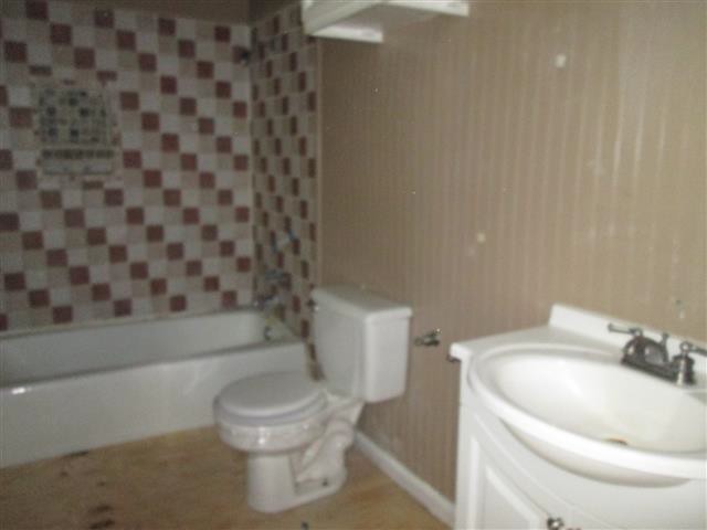 1004 N Holly StSearcy, AR, 72143White County