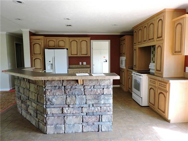 110 Lake View RdTraskwood, AR, 72167Hot Spring County