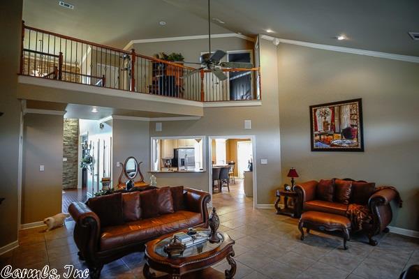 87 Overland Park Dr, Vilonia, AR 72173