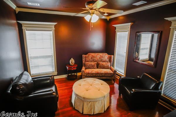 87 Overland Park Dr, Vilonia, AR 72173