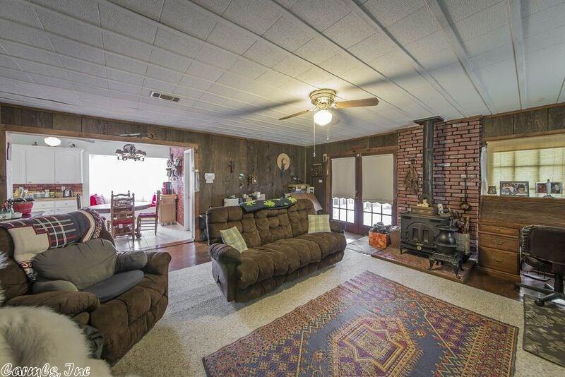 30 Southfork Rd., Vilonia, AR 72173