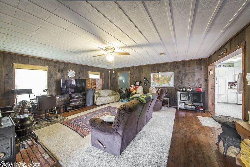 30 Southfork Rd., Vilonia, AR 72173