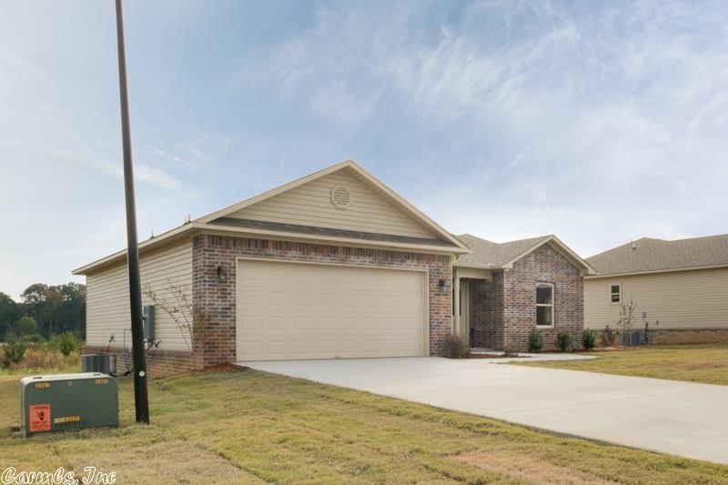 27 Mill Creek, Ward, AR 72176