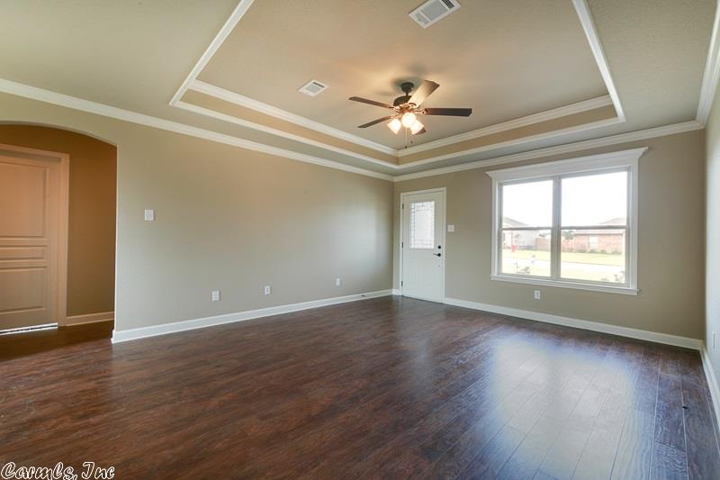 27 Mill Creek, Ward, AR 72176