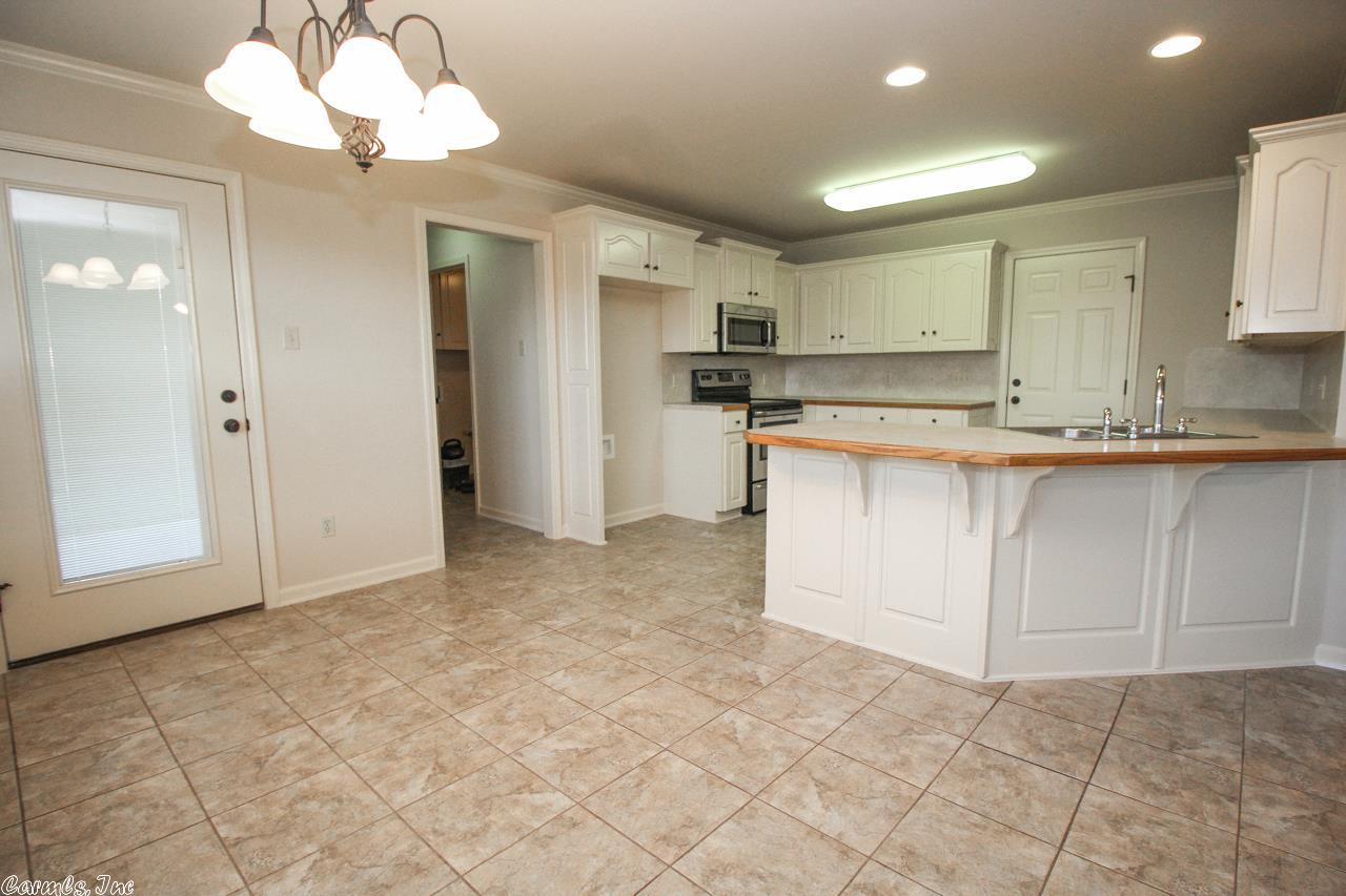 19 Windsor Park Cove, Ward, AR 72176