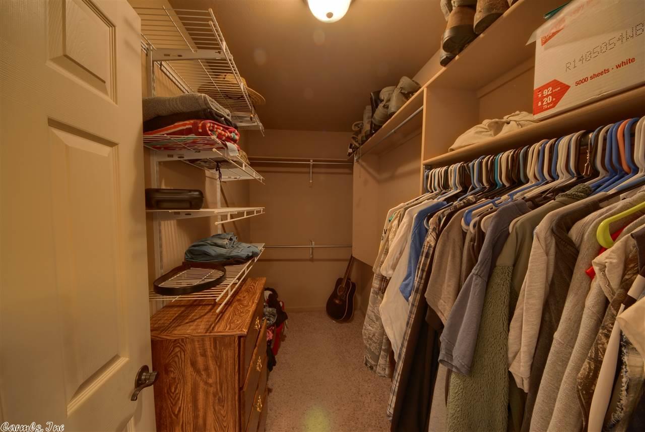 13 Kasi Cove, Ward, AR 72176