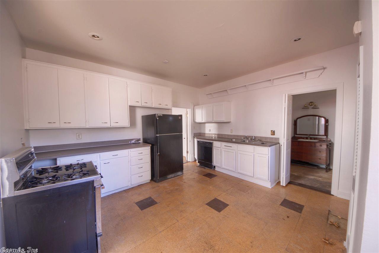 118 Barton Street, Little Rock, AR 72205