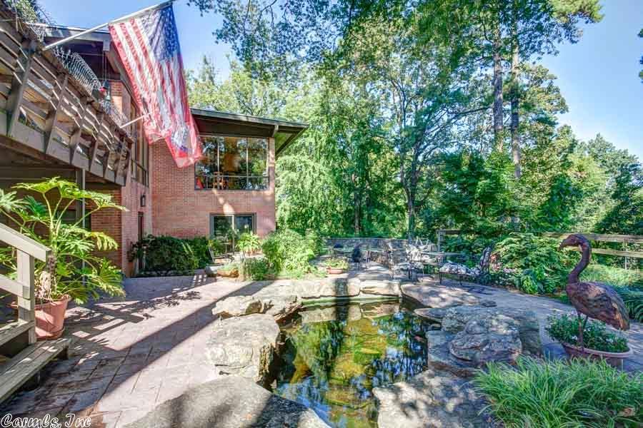 9 Longfellow Pl, Little Rock, AR 72207
