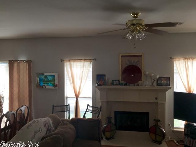 Little Rock, AR 72209