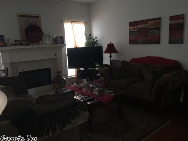 Little Rock, AR 72209