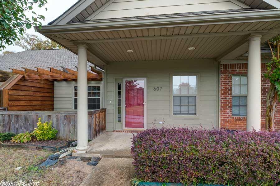 607 Stagecoach Village, Little Rock, AR 72210