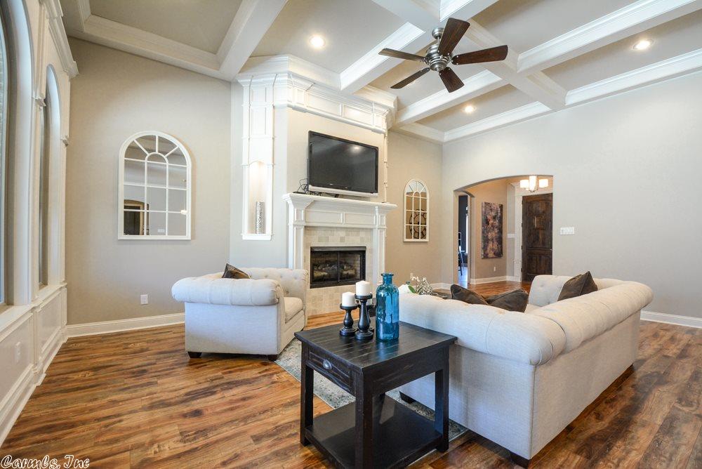1519 N Silverthorne Drive, Little Rock, AR 72210