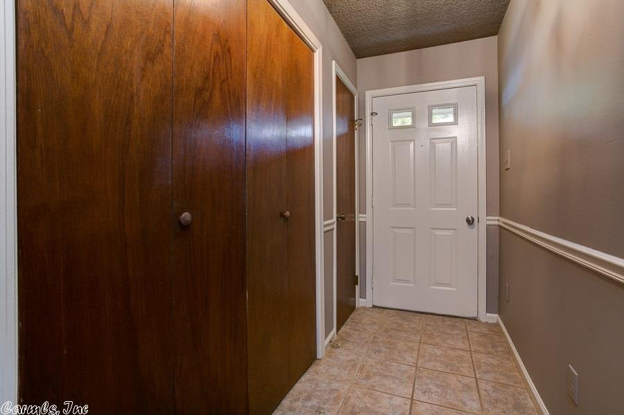 46 Point West Circle, Little Rock, AR 72211