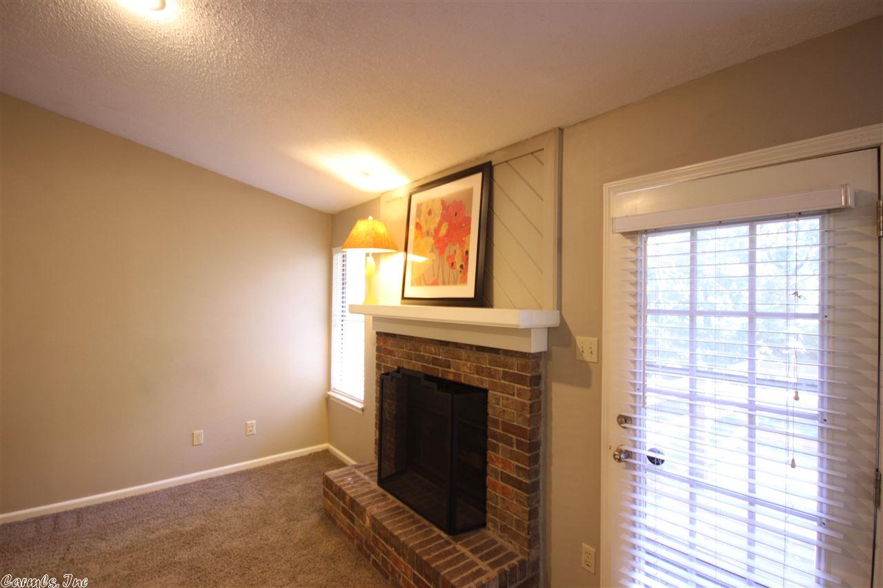 17 Woodhill Drive, Little Rock, AR 72211