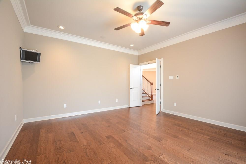 Little Rock, AR 72211