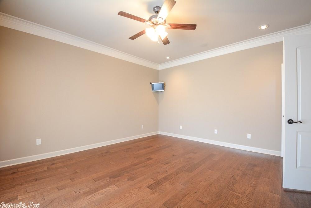 Little Rock, AR 72211