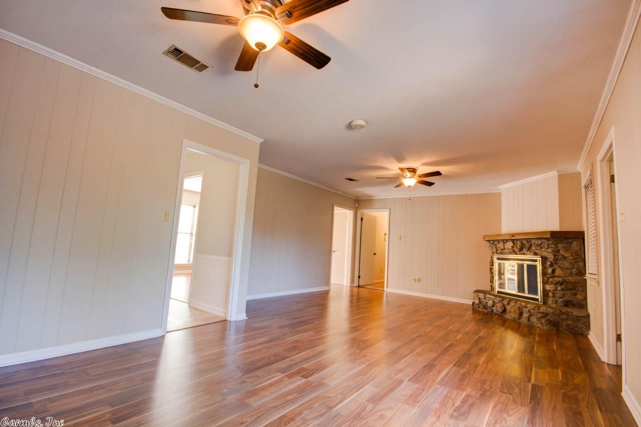 12002 Shawnee Forest Drive, Little Rock, AR 72212