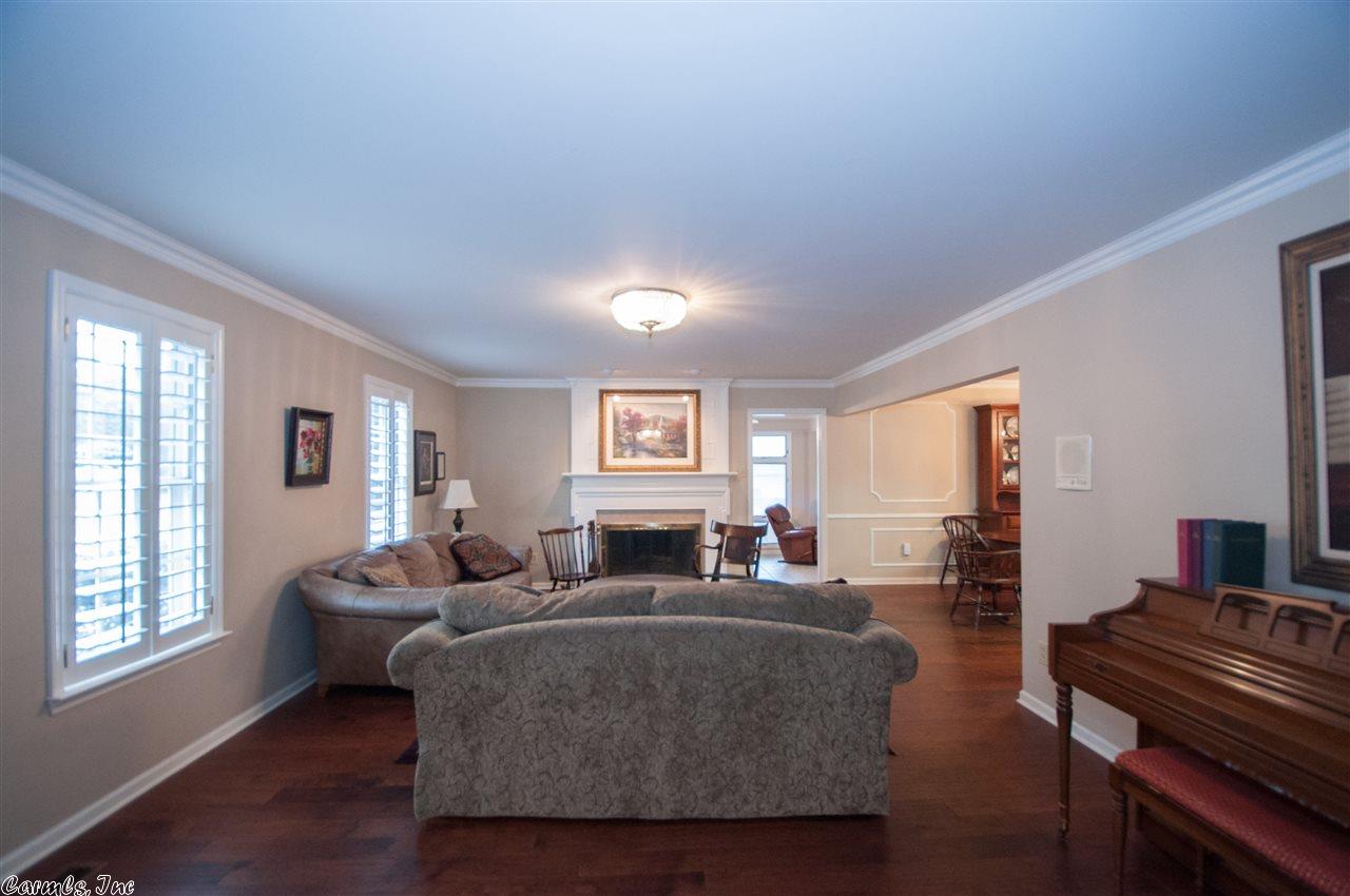 2609 Rodney Parham, Little Rock, AR 72212