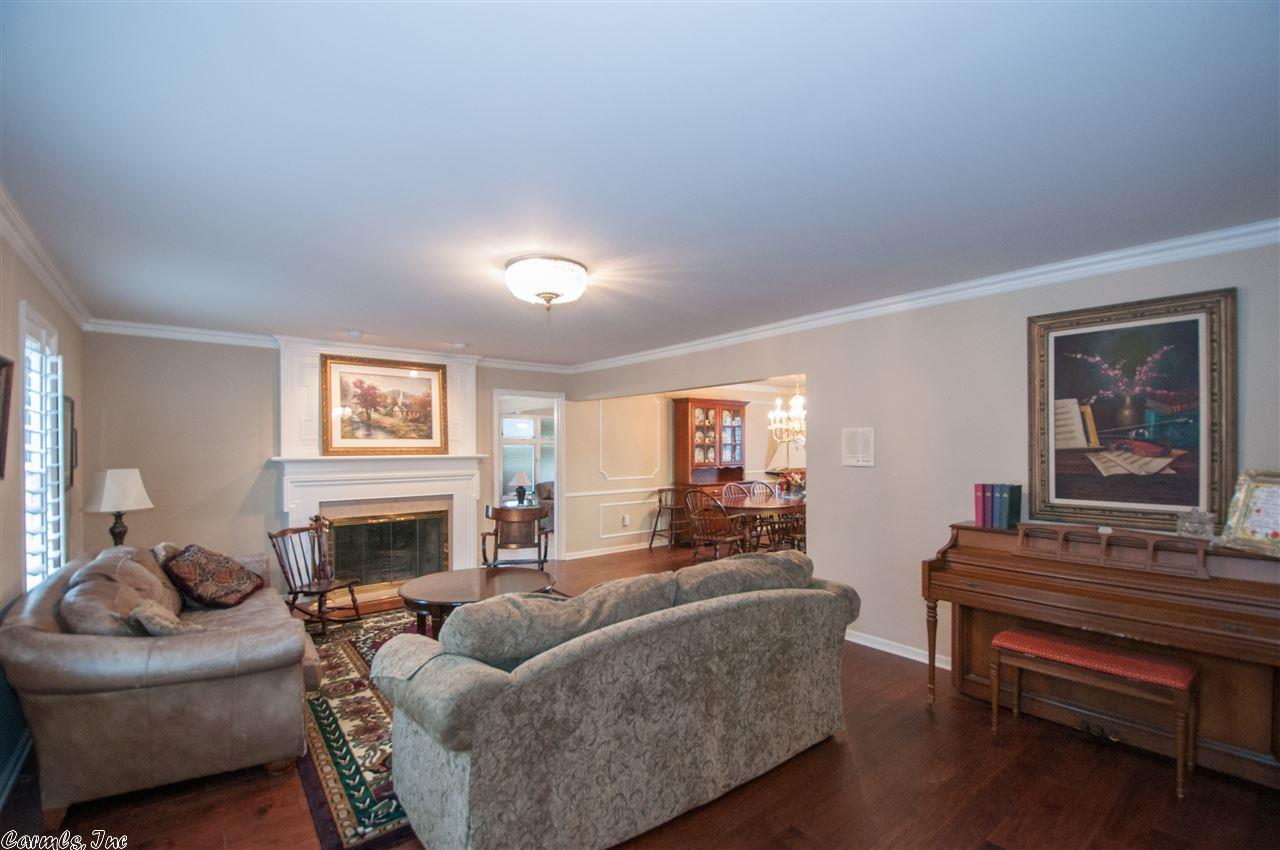 2609 Rodney Parham, Little Rock, AR 72212