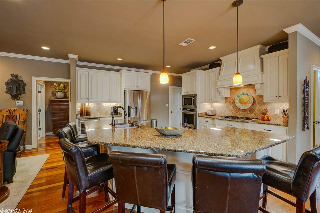 5 Chelle Cove, Little Rock, AR 72223