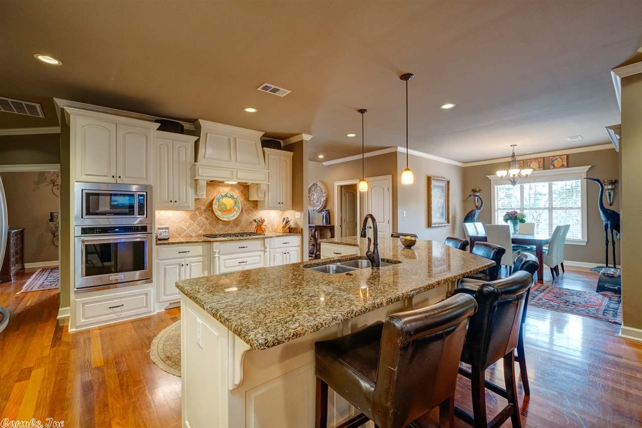 5 Chelle Cove, Little Rock, AR 72223