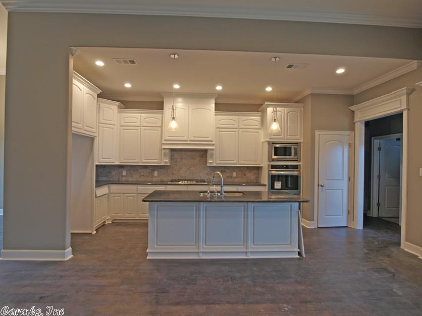 8 Rosans Court, Little Rock, AR 72223