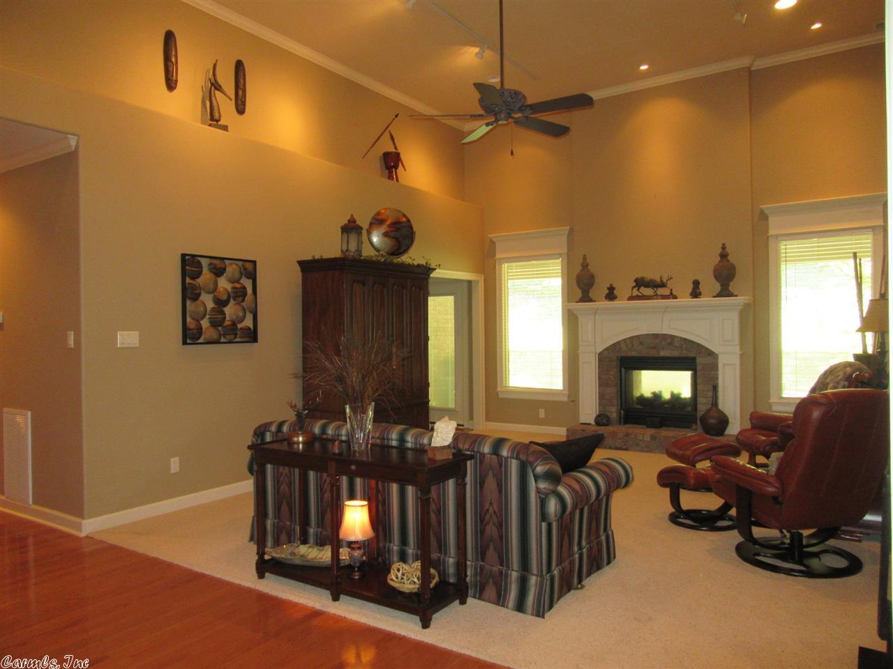 19 Menden Ln, Little Rock, AR 72223