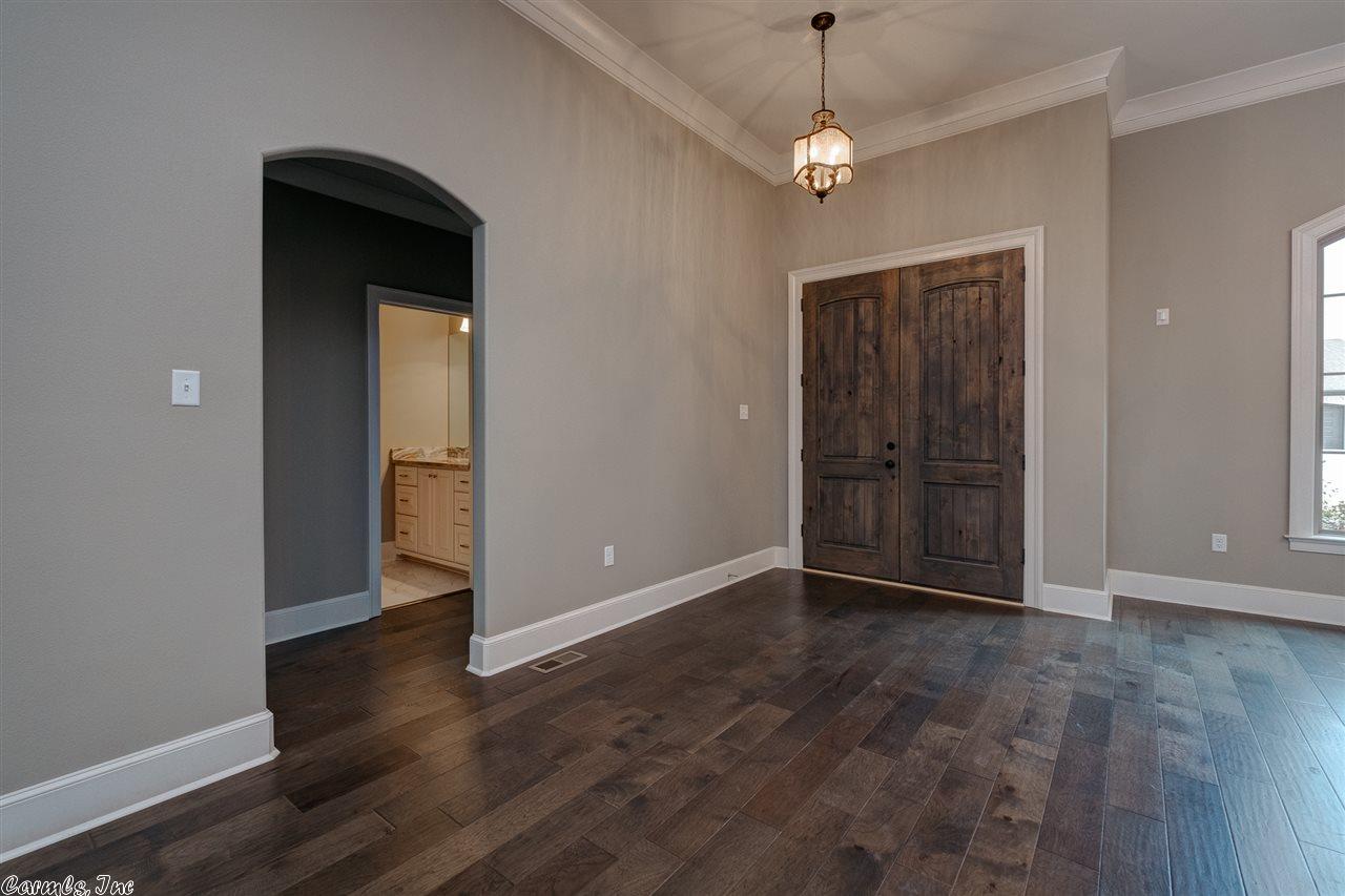 48 Mirabel Court, Little Rock, AR 72223
