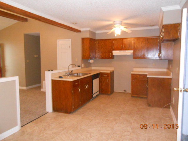 207 CABRIOLET STREET, Marion, AR 72364