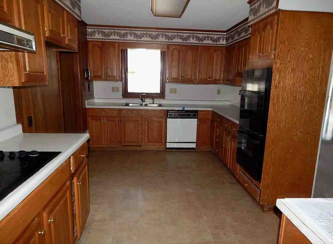 211 W Riverside DrMarked Tree, AR, 72365Poinsett County