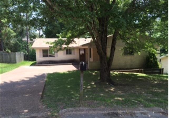 801 N Ridge DrWest Helena, AR, 72390Phillips County