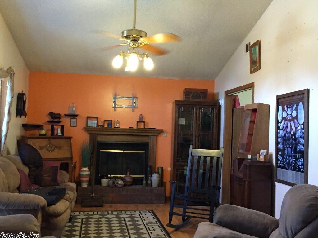 103 Wildwood Court, Jonesboro, AR 72401