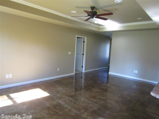 389 Wildwood Point, Jonesboro, AR 72401