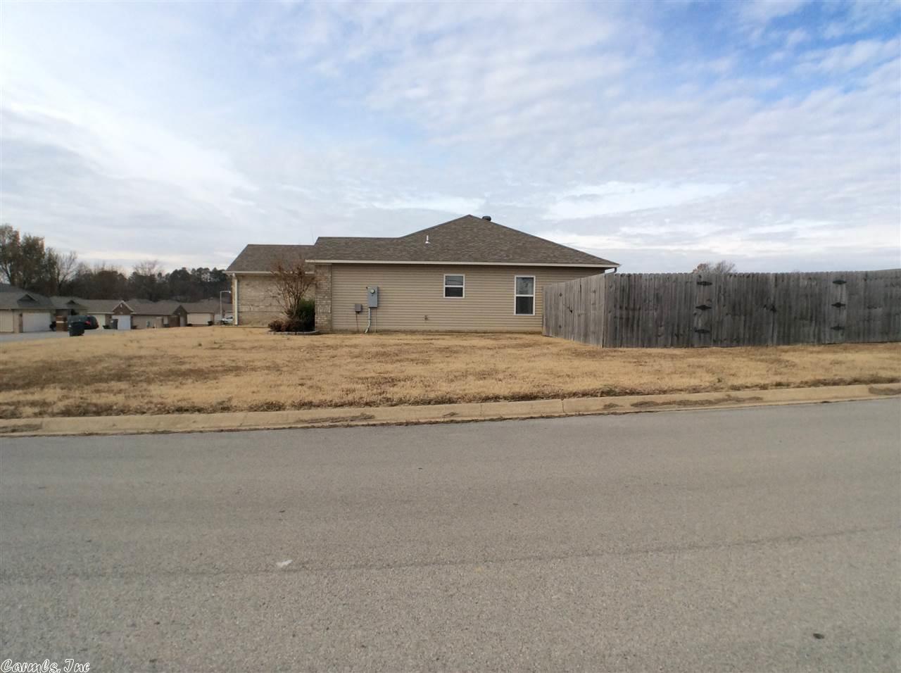 362 WILDWOOD PT, Jonesboro, AR 72401