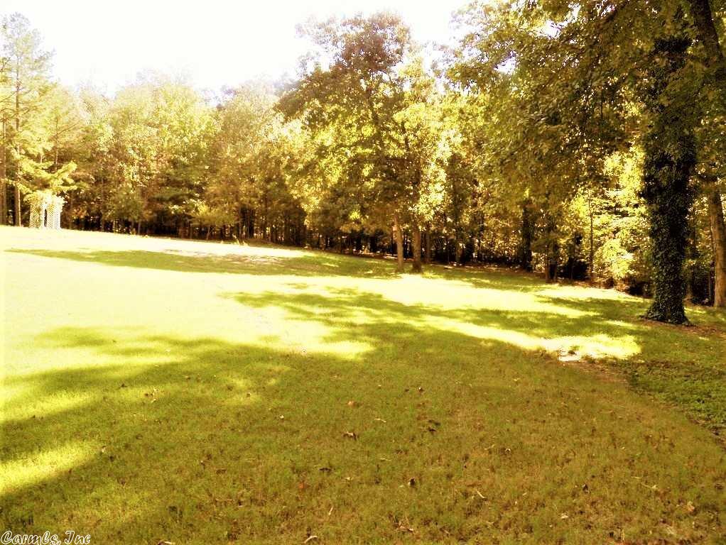 2717 Greensboro Rd Street, Jonesboro, AR 72401