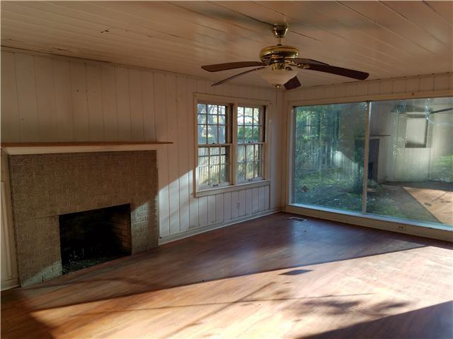 1307 Nettleton CirJonesboro, AR, 72401Craighead County