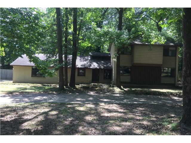1711 Loberg LnJonesboro, AR, 72401Craighead County